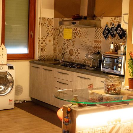 피아첸차 Emmanueli65 Fronte Clinica Per 4 Matrimoniale E Castello B&B 외부 사진